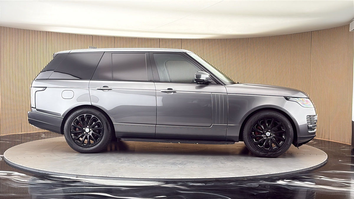 More views of Land Rover Range Rover