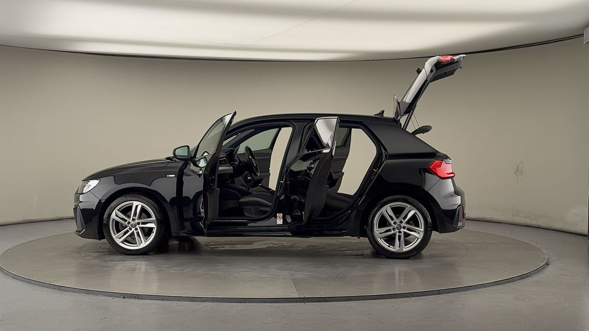 More views of Audi A1