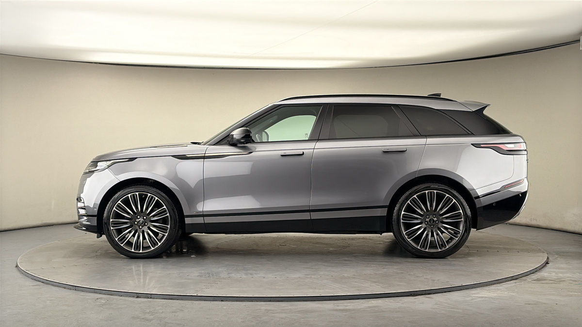More views of Land Rover Range Rover Velar