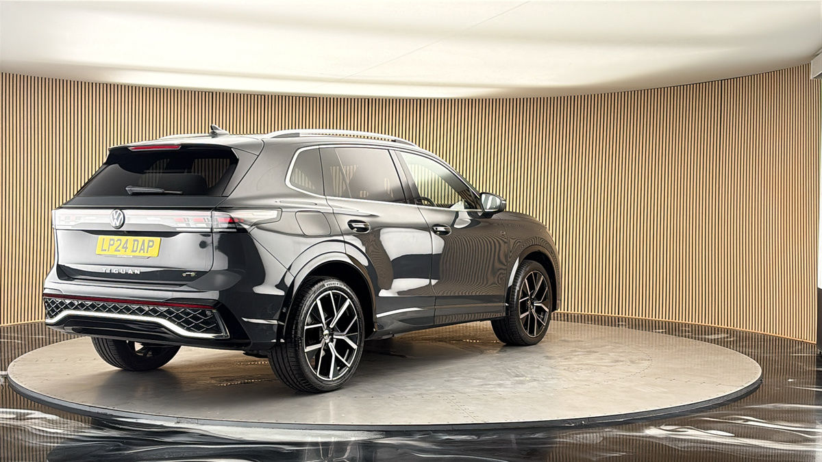 More views of Volkswagen Tiguan