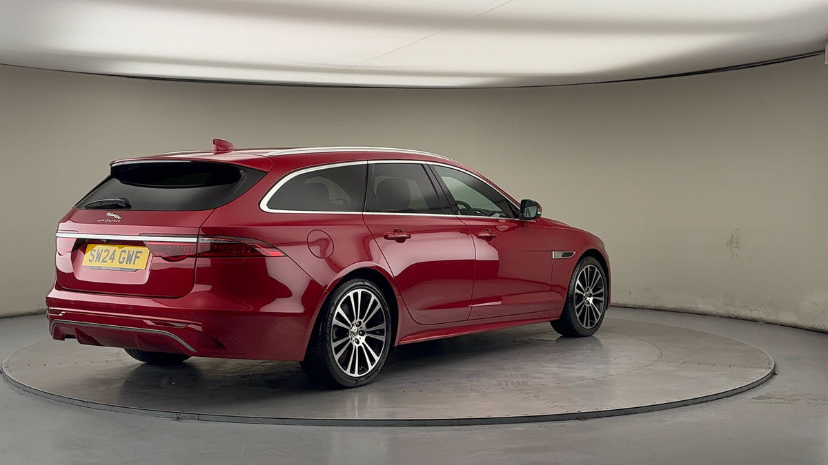 More views of Jaguar XF