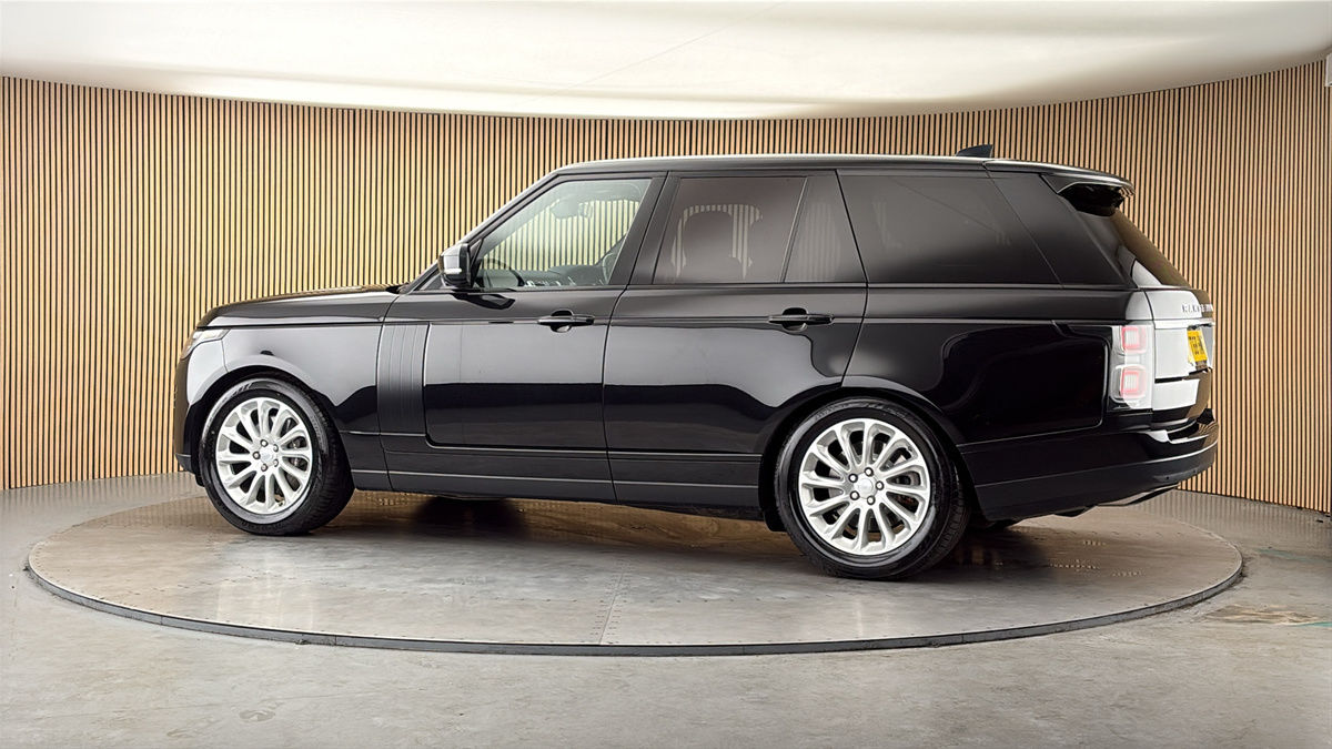 More views of Land Rover Range Rover
