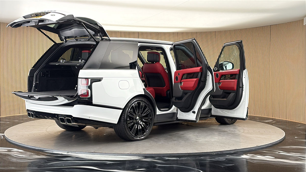 More views of Land Rover Range Rover