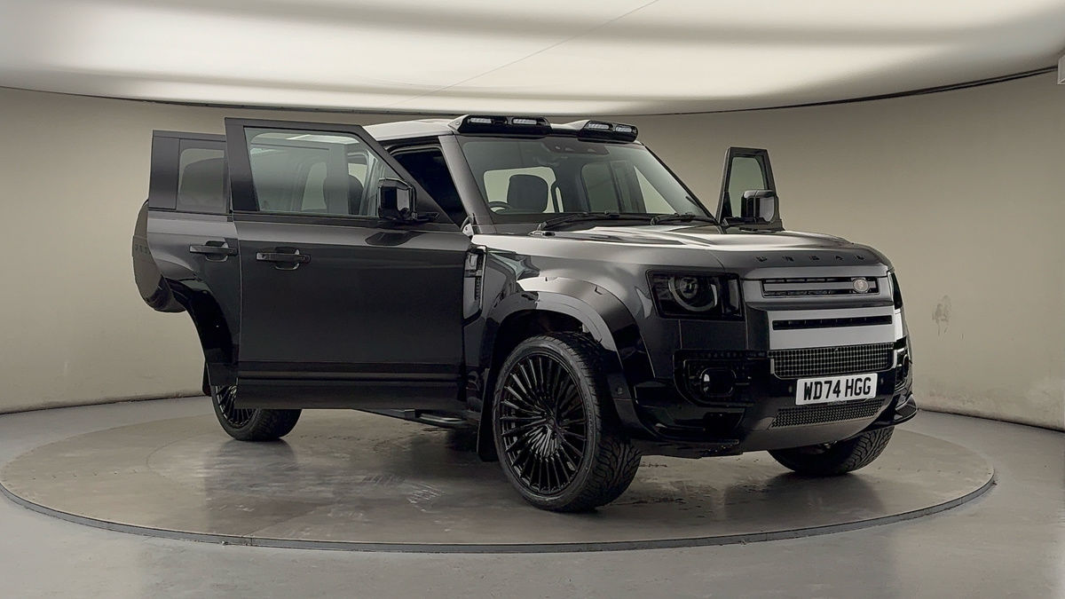 More views of Land Rover Defender 110