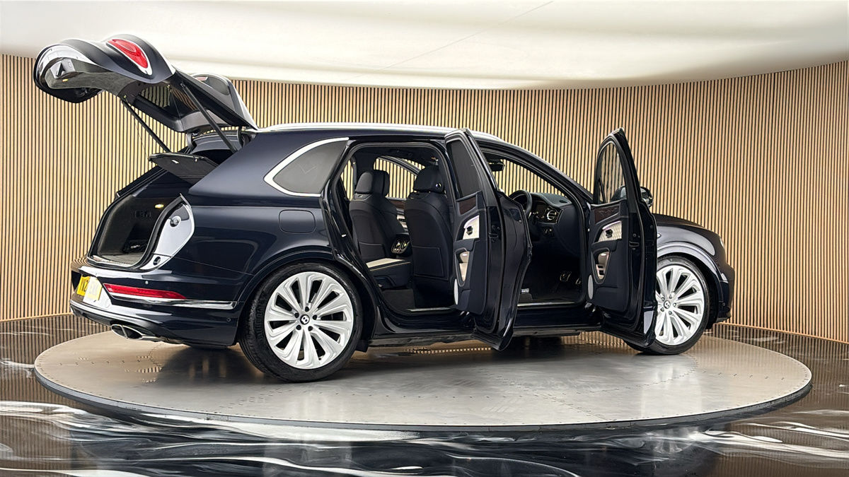 More views of Bentley Bentayga