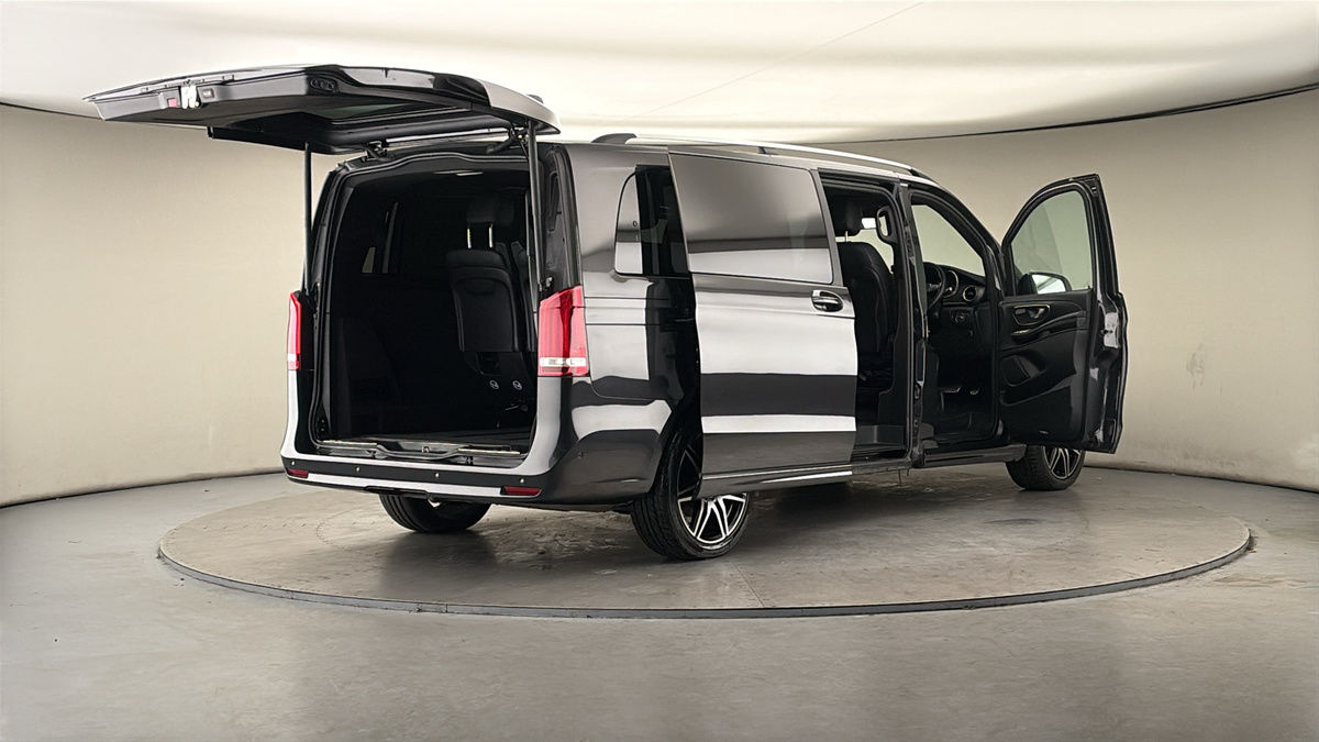 More views of Mercedes-Benz V Class