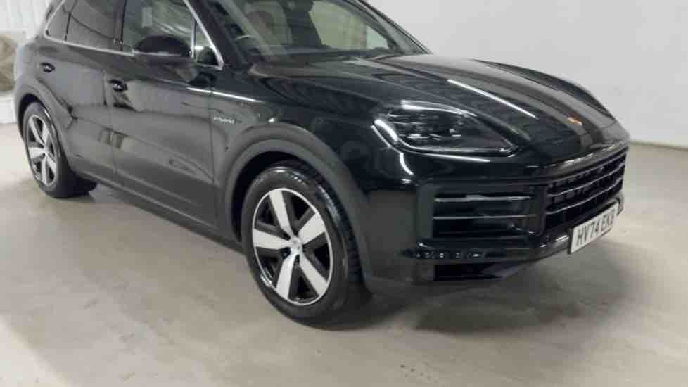 More views of Porsche Cayenne