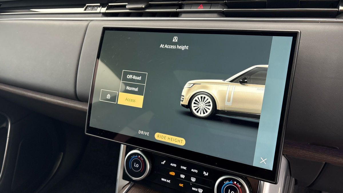 Land Rover Range Rover Image 28