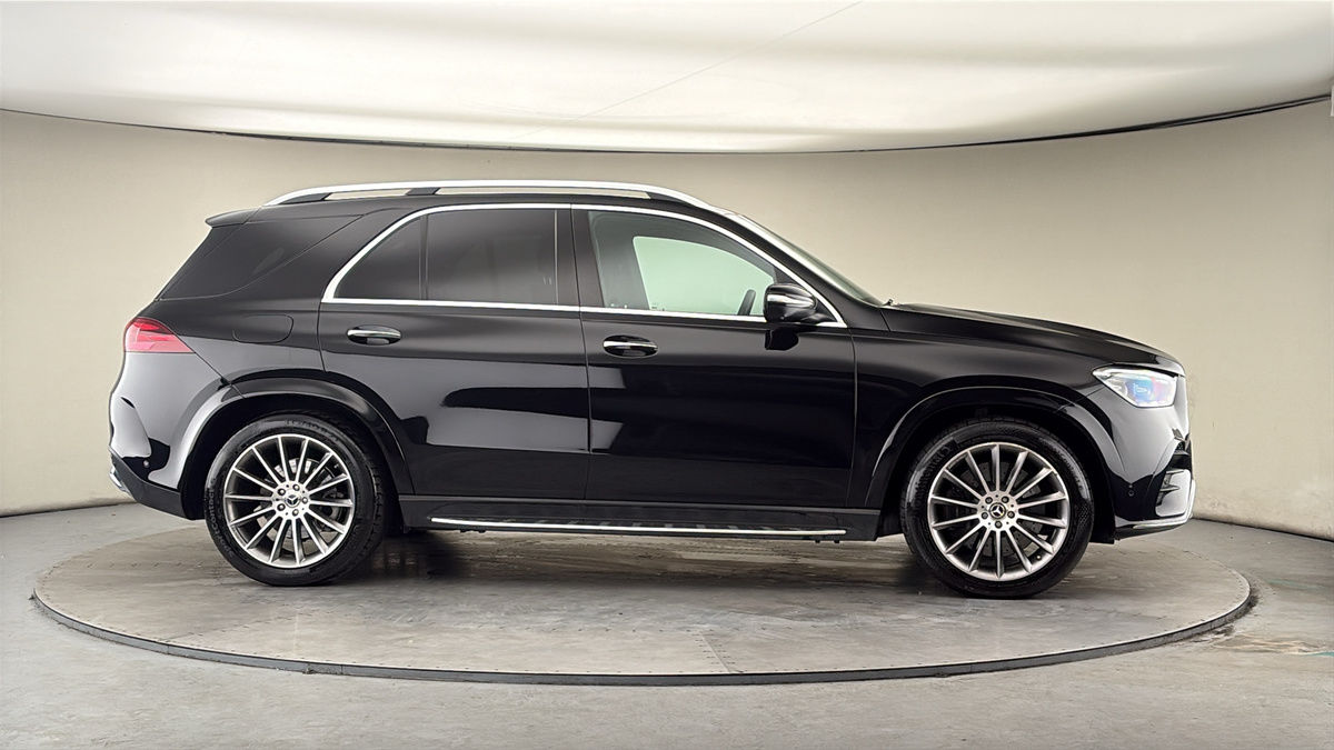 More views of Mercedes-Benz GLE