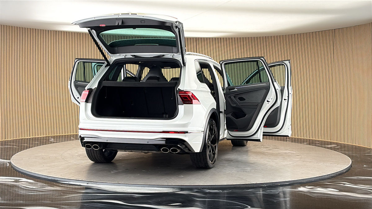 More views of Volkswagen Tiguan