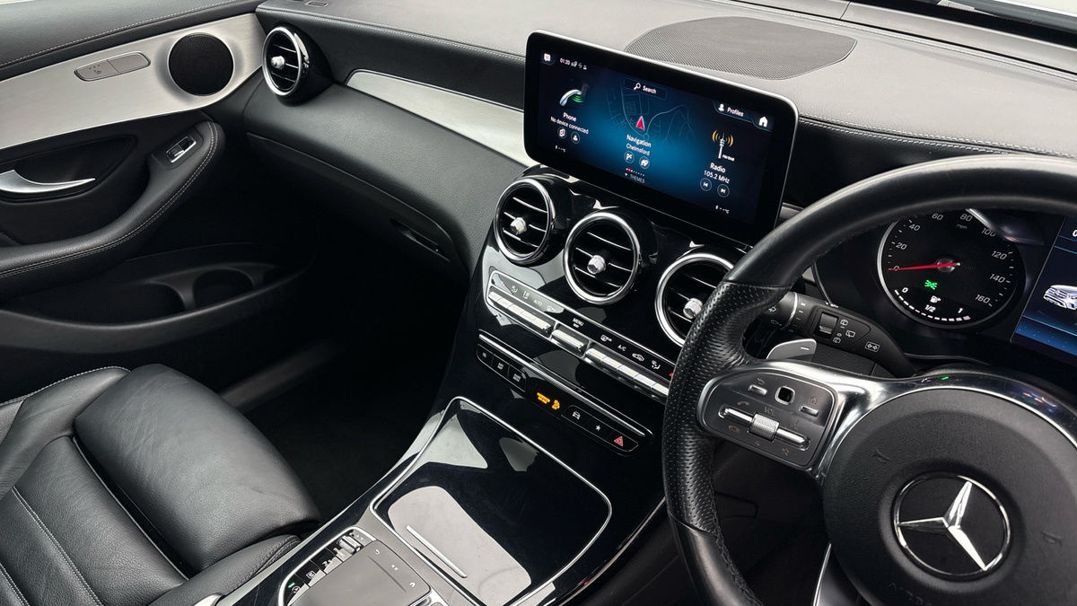 Mercedes-Benz GLC Image 18