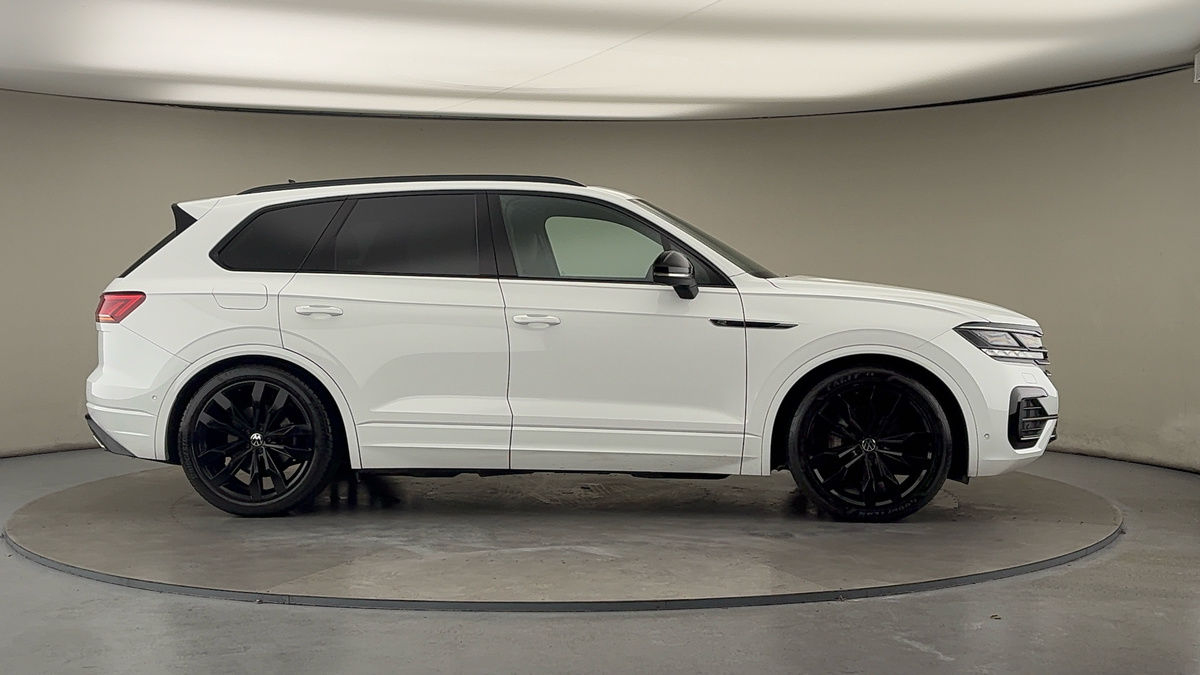 More views of Volkswagen Touareg