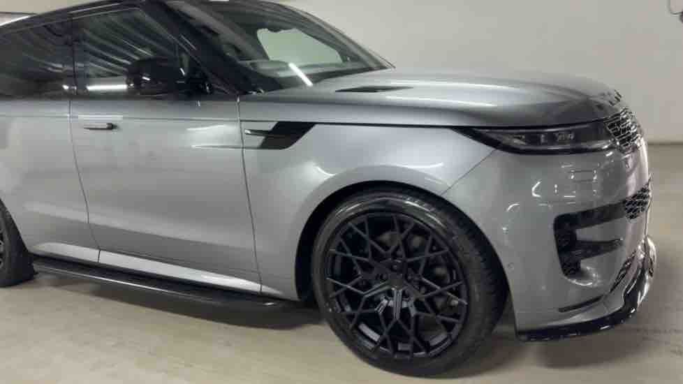 More views of Land Rover Range Rover Sport