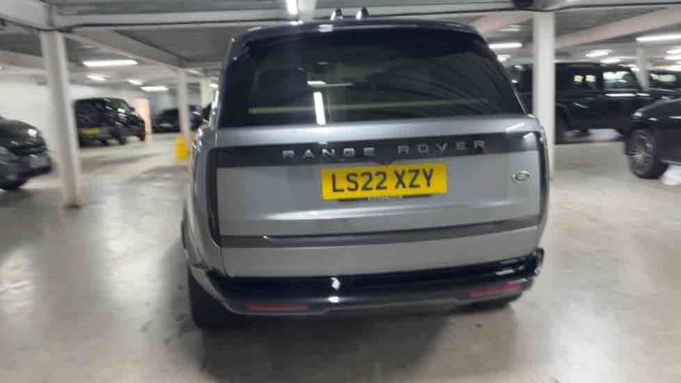 More views of Land Rover Range Rover
