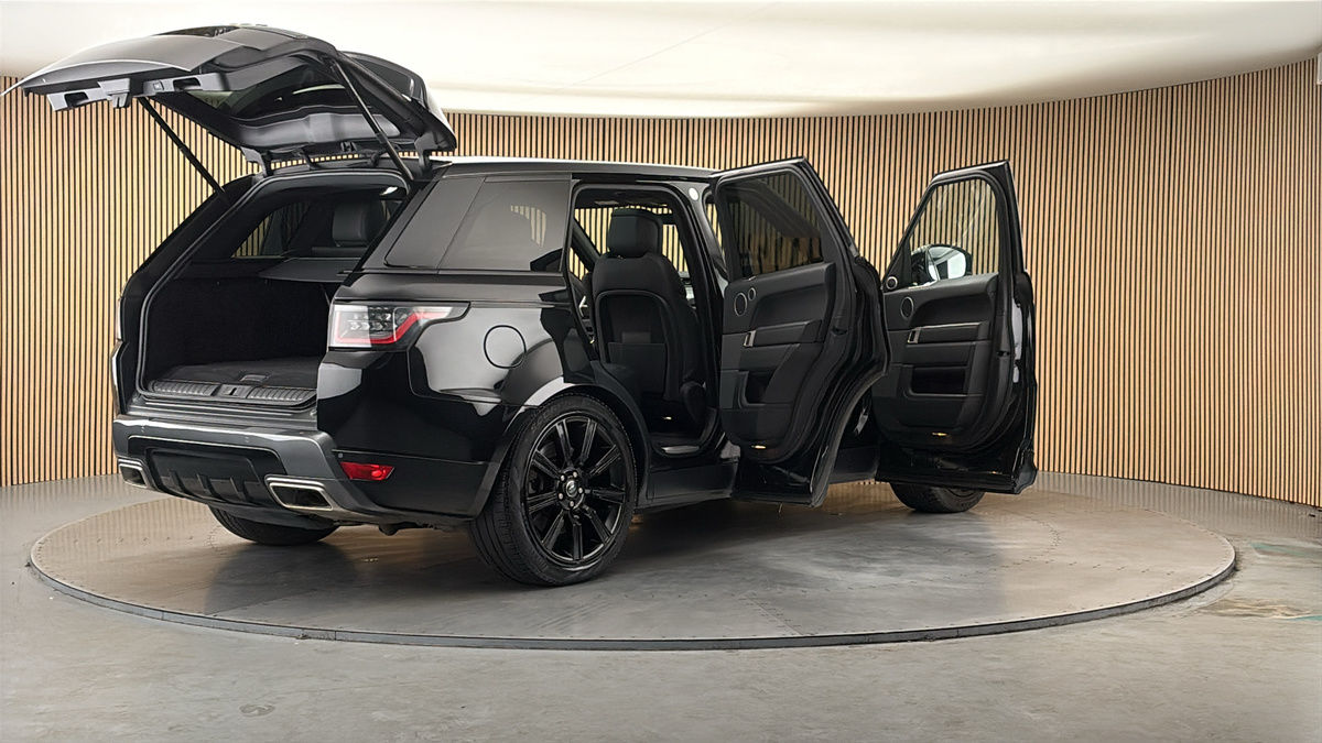 More views of Land Rover Range Rover Sport