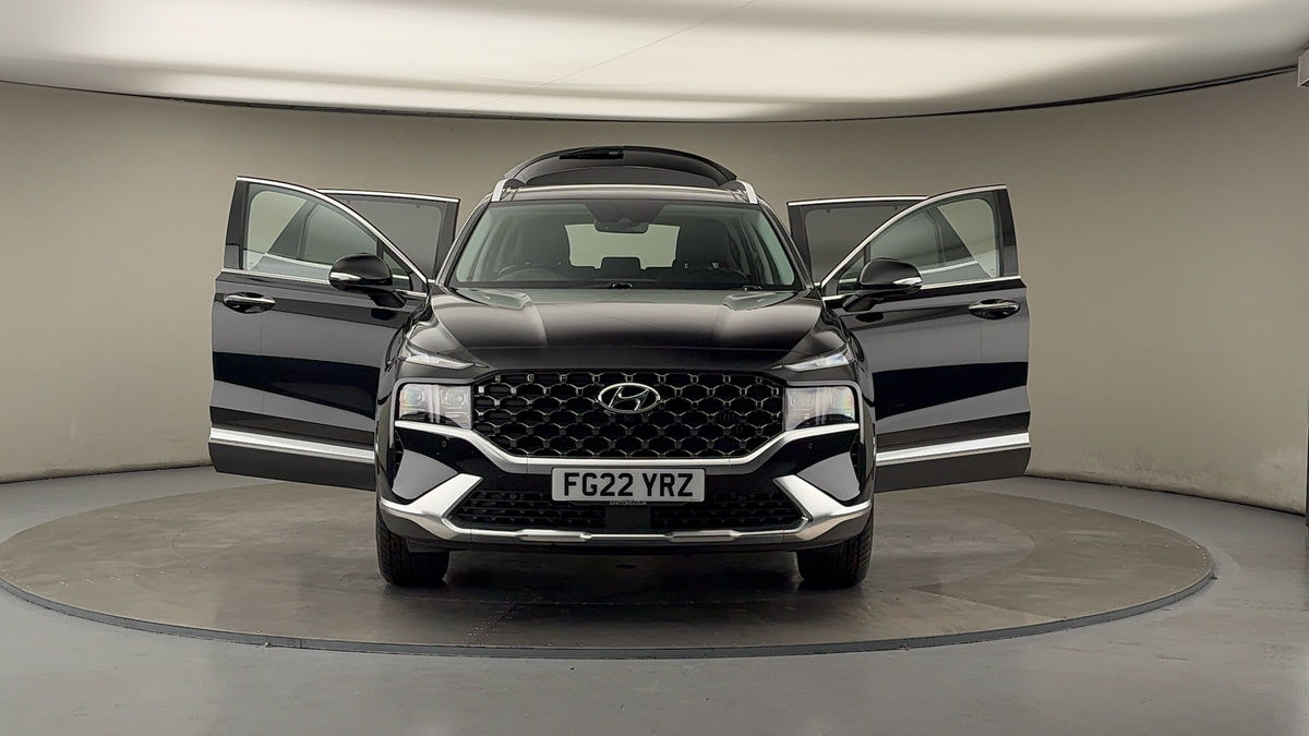 More views of Hyundai Santa Fe