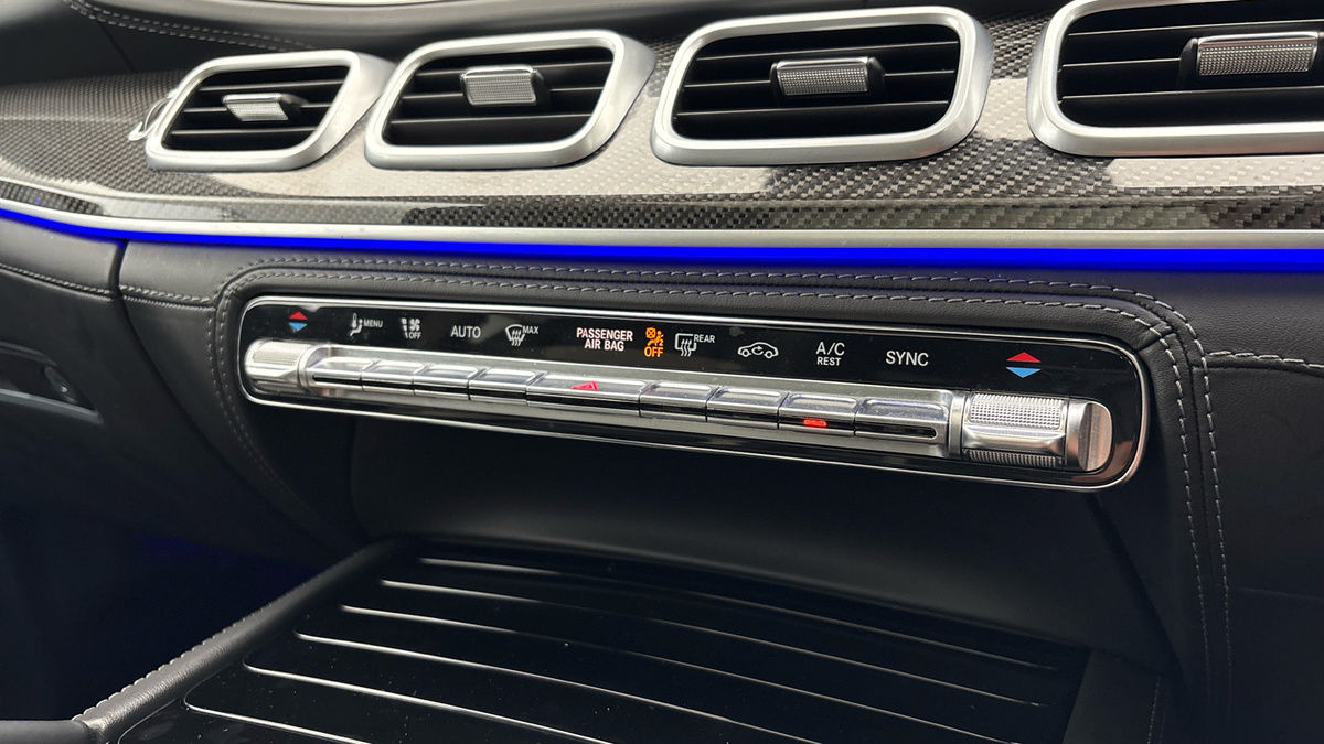 Mercedes-Benz GLE Image 42