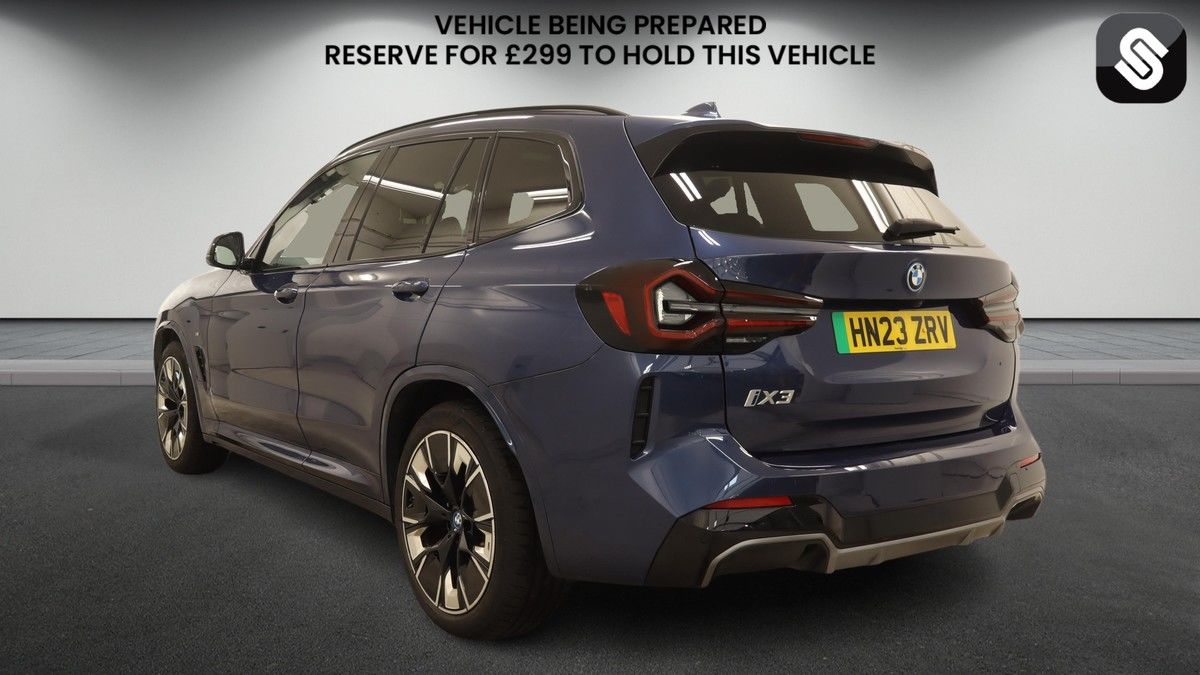 BMW iX3 Image 3