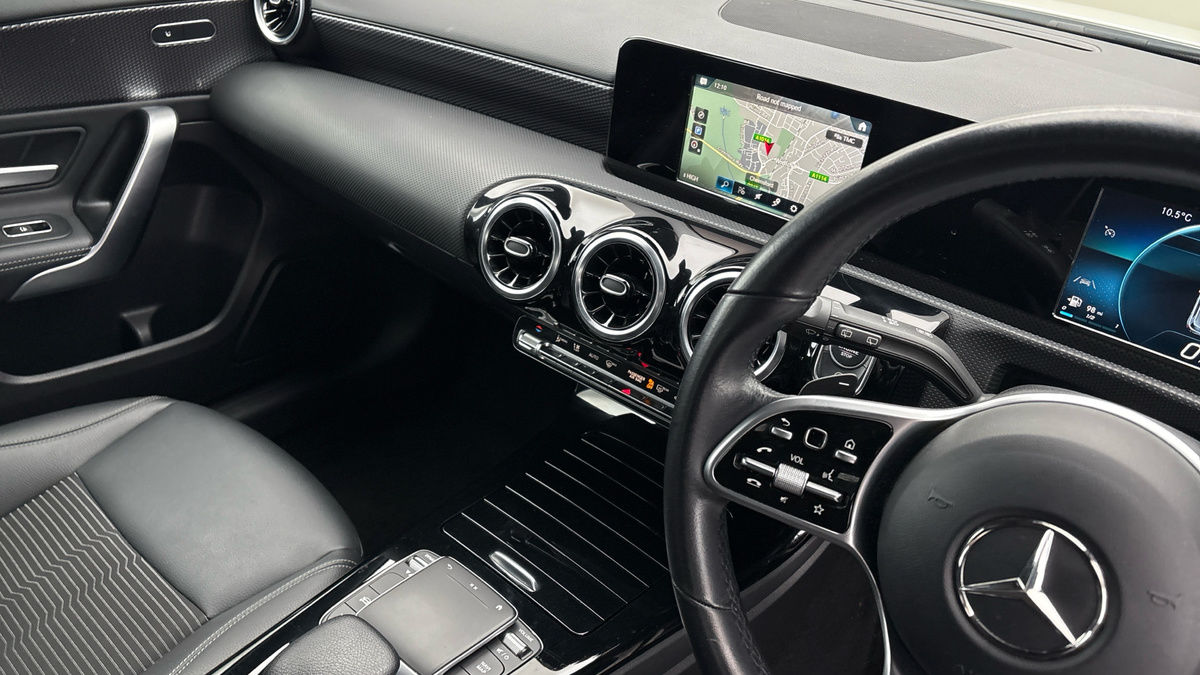 Mercedes-Benz A Class Image 18