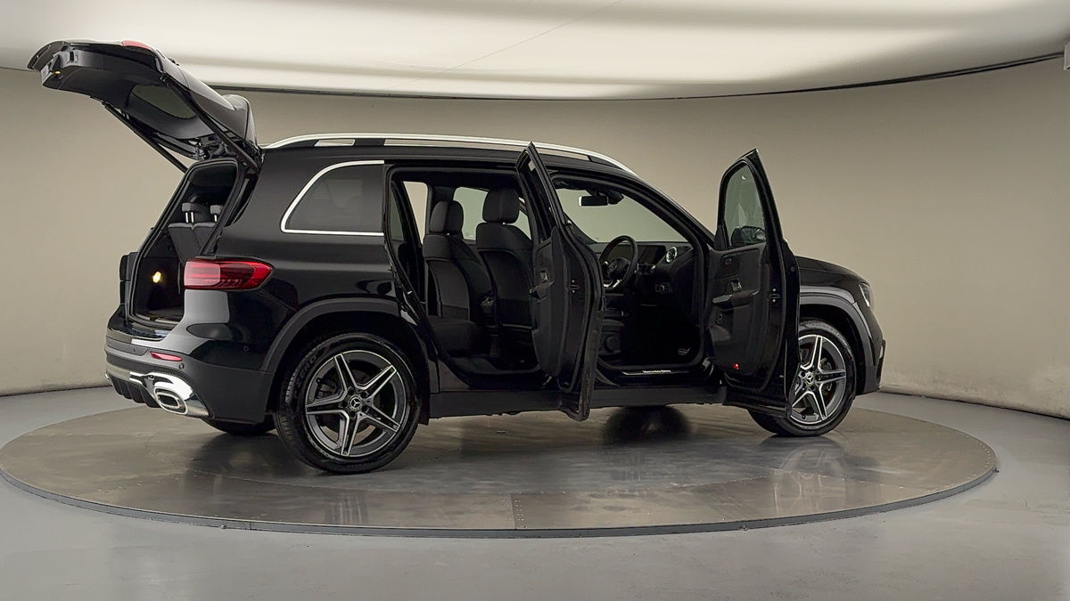 More views of Mercedes-Benz GLB