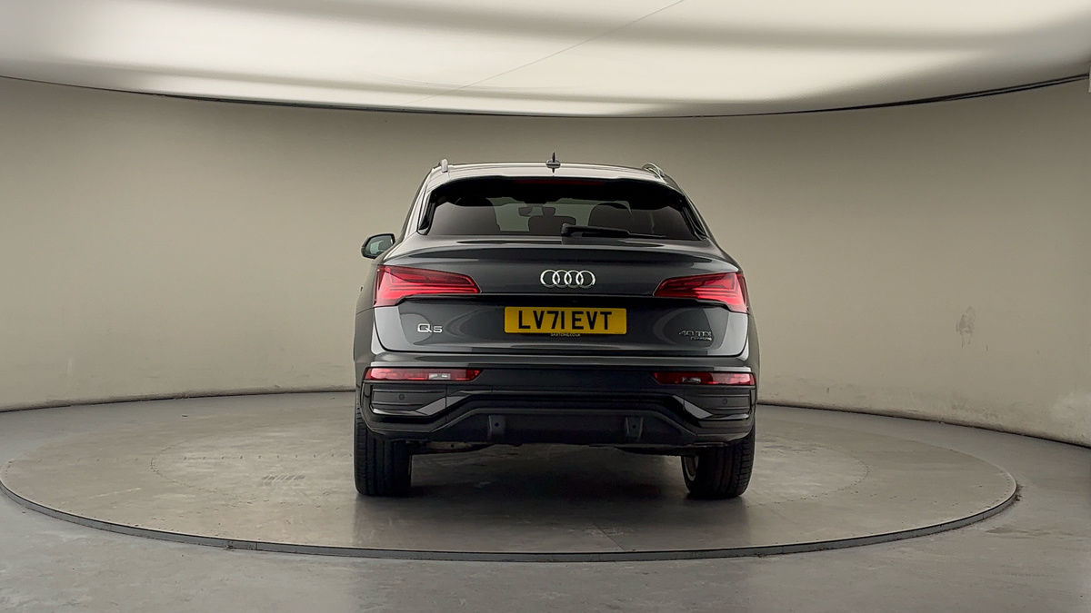 More views of Audi Q5