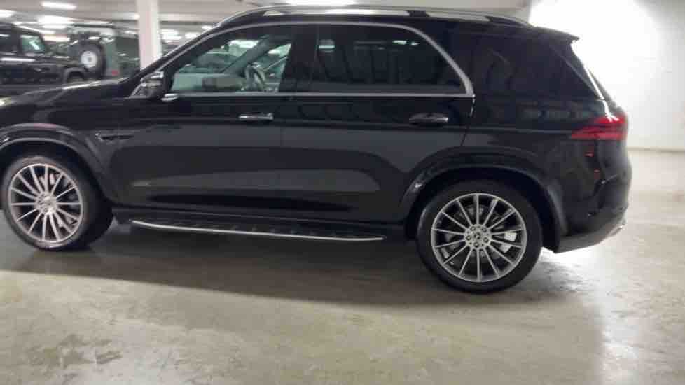 More views of Mercedes-Benz GLE
