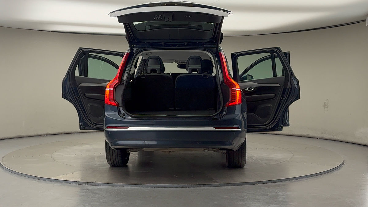 More views of Volvo XC90