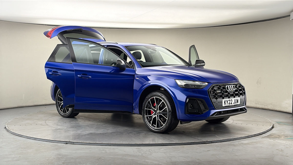 More views of Audi Q5