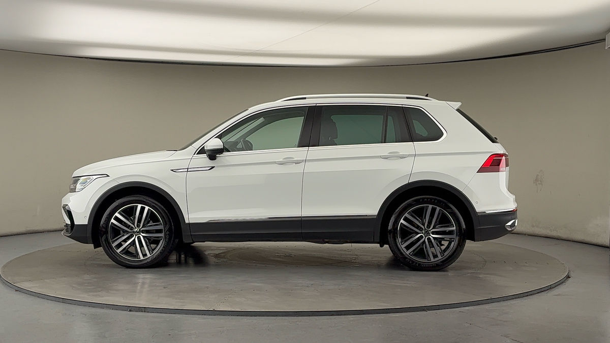 More views of Volkswagen Tiguan