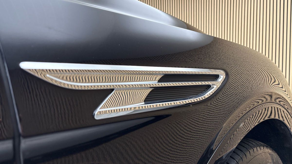 Bentley Bentayga Image 43