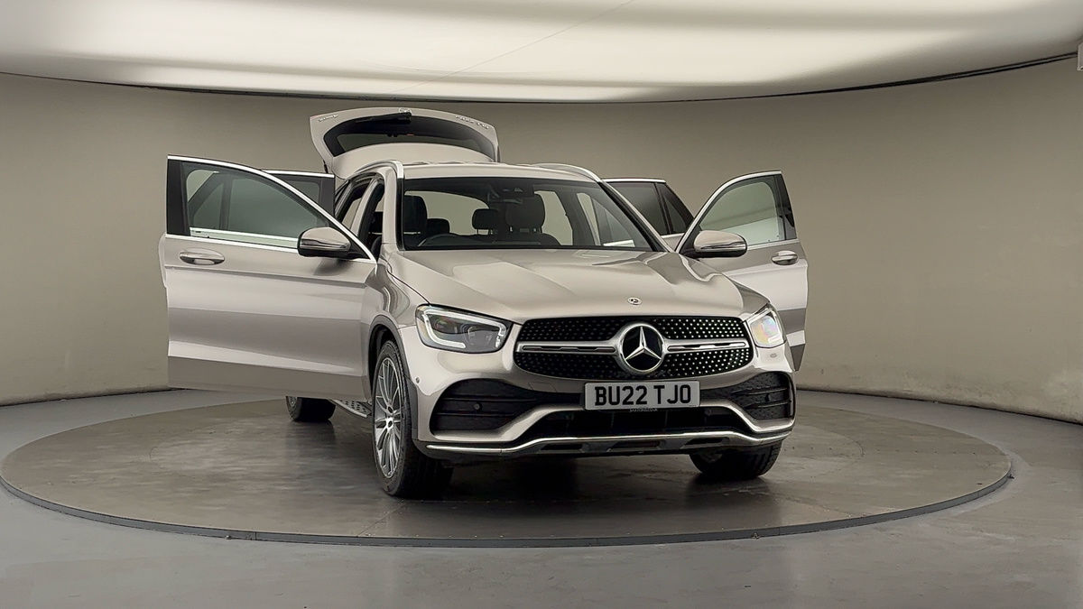 More views of Mercedes-Benz GLC
