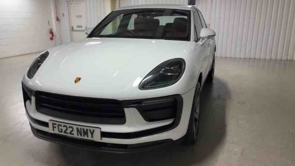 More views of Porsche Macan