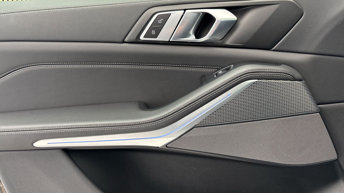 More views of BMW X5