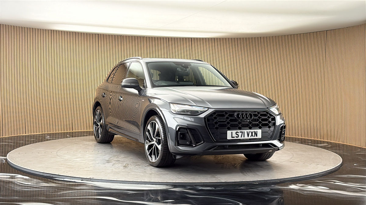 More views of Audi Q5