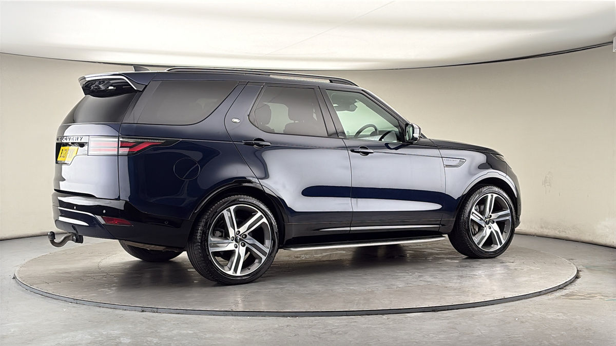 More views of Land Rover Discovery