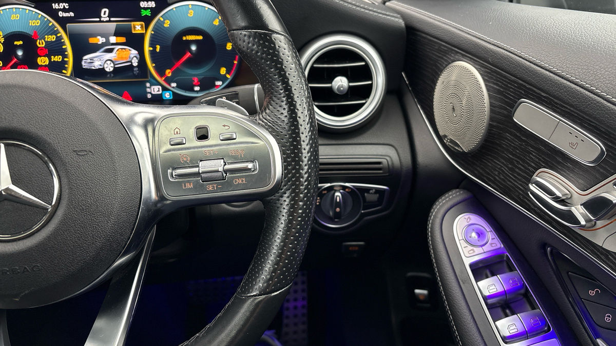 Mercedes-Benz GLC Image 14