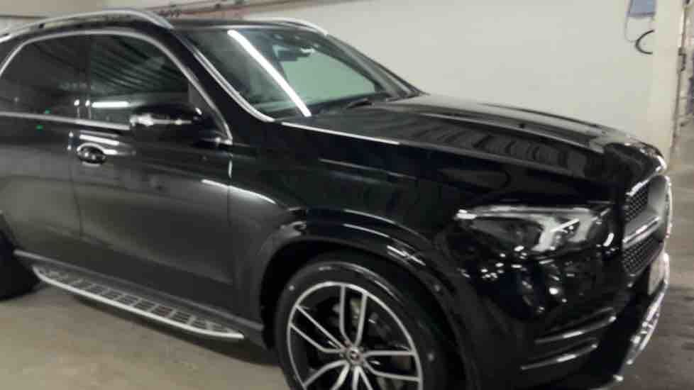 More views of Mercedes-Benz GLE