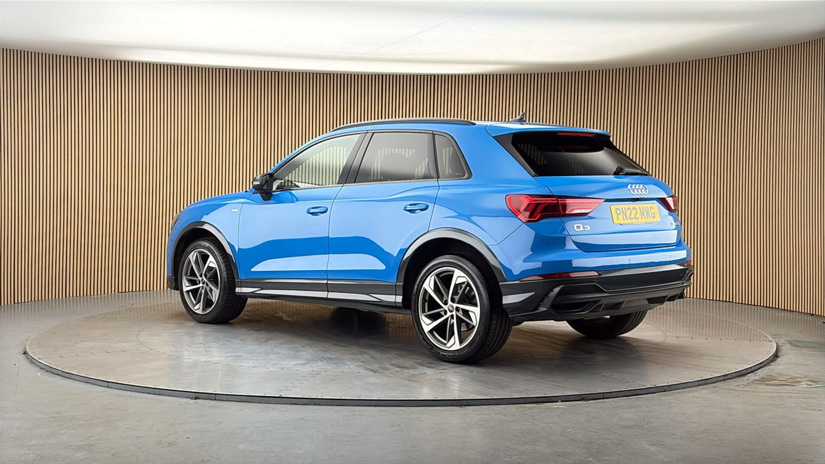 More views of Audi Q3