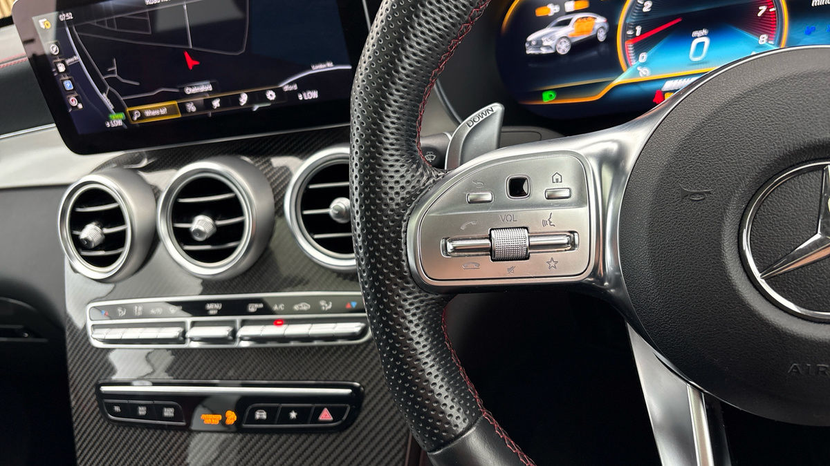 Mercedes-Benz GLC Image 13