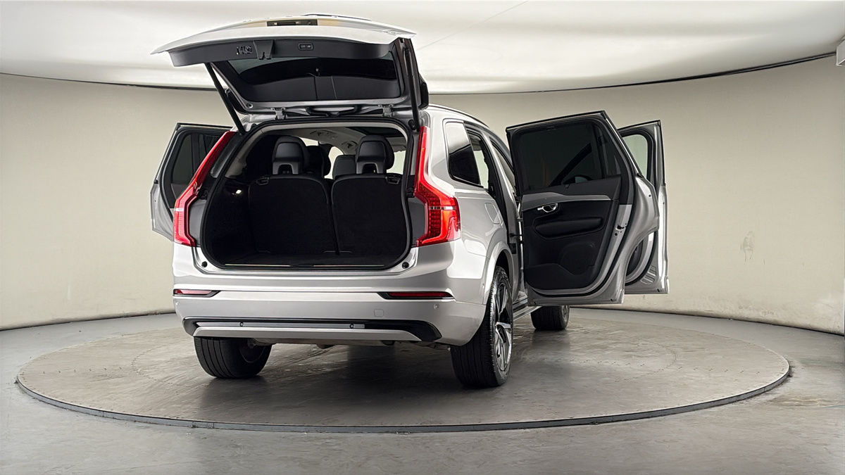 More views of Volvo XC90