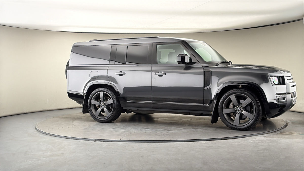 More views of Land Rover Defender 130