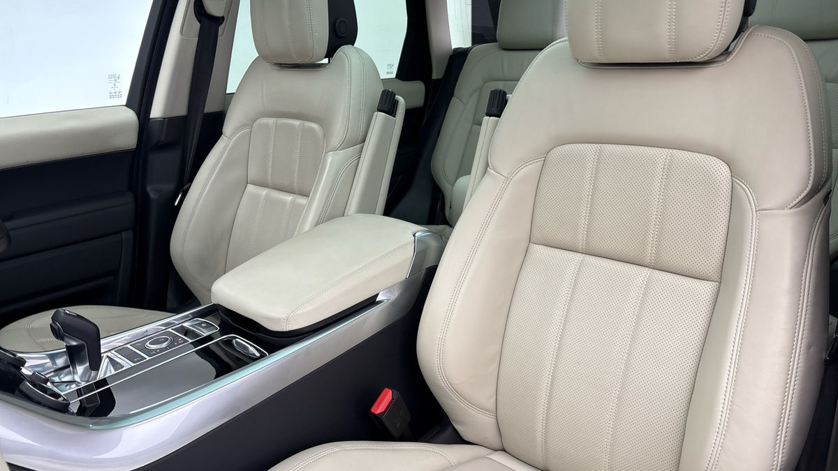 Land Rover Range Rover Sport Image 7