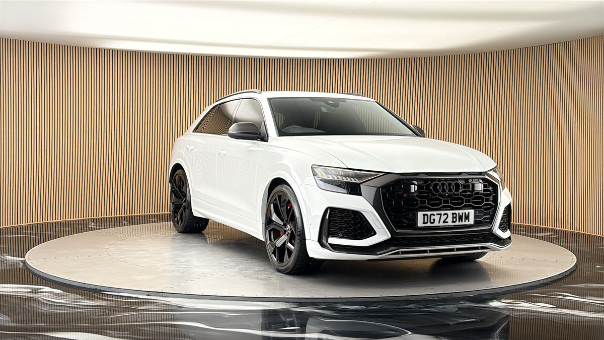 More views of Audi RSQ8