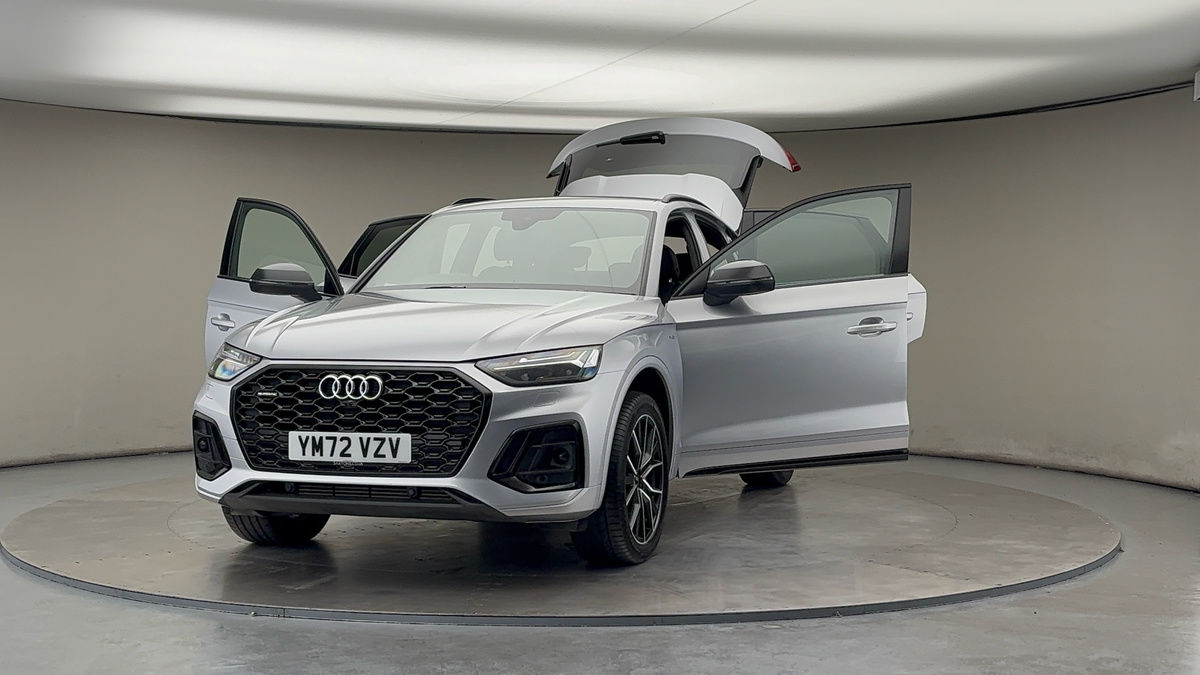 More views of Audi Q5