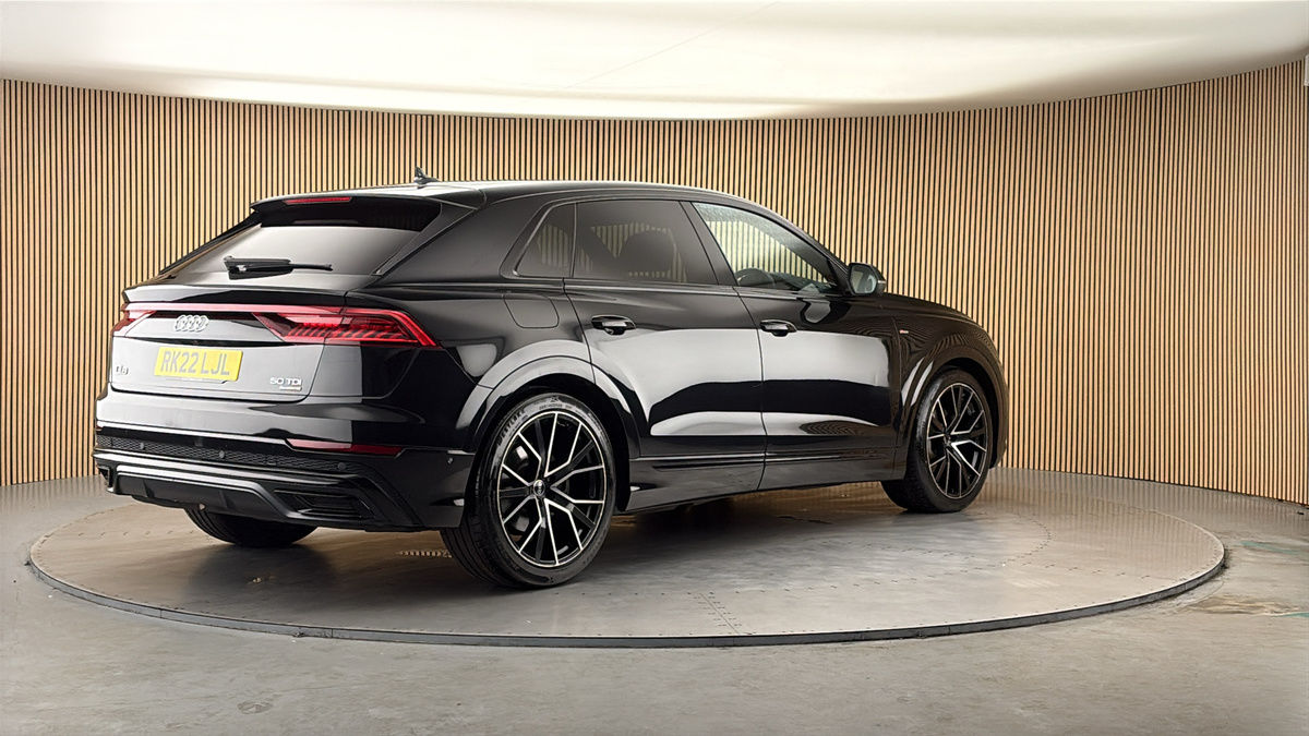 Audi Q8 Image 21