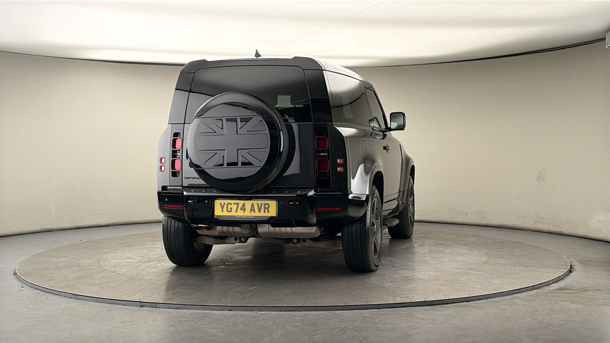 More views of Land Rover Defender 90