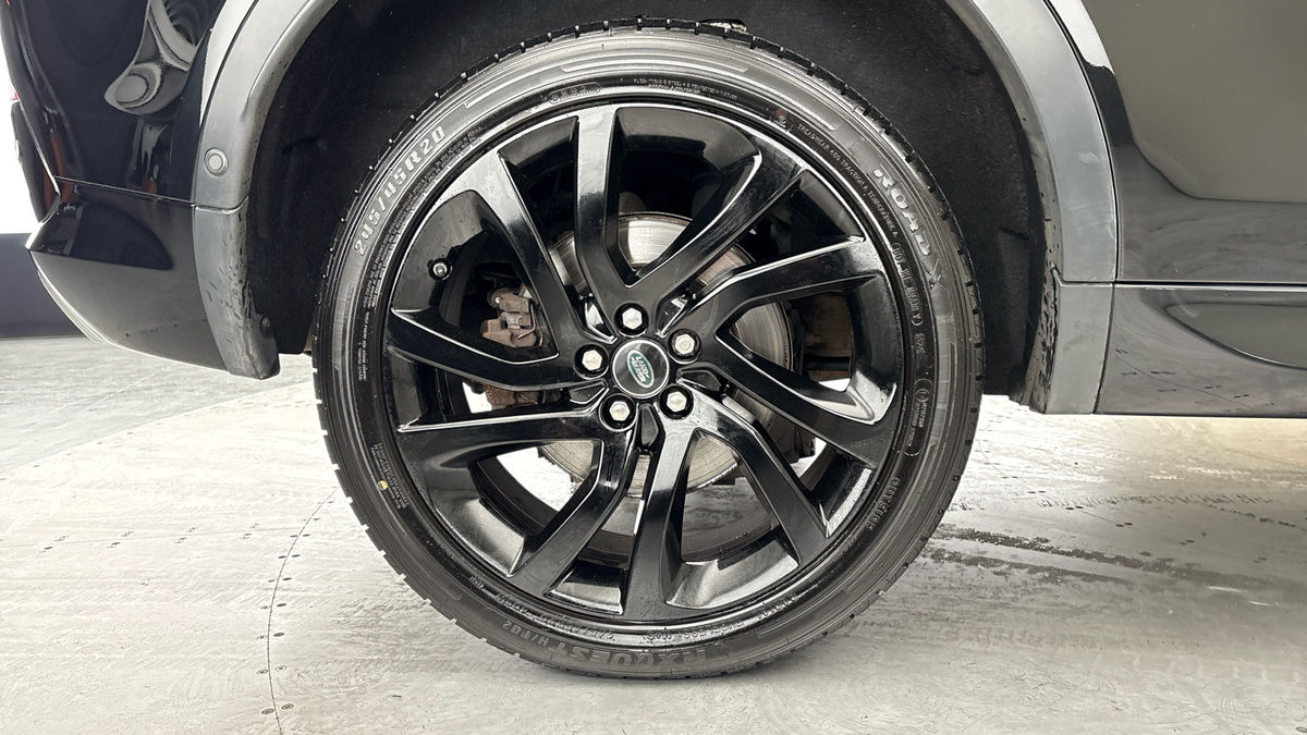 Land Rover Discovery Sport Image 10