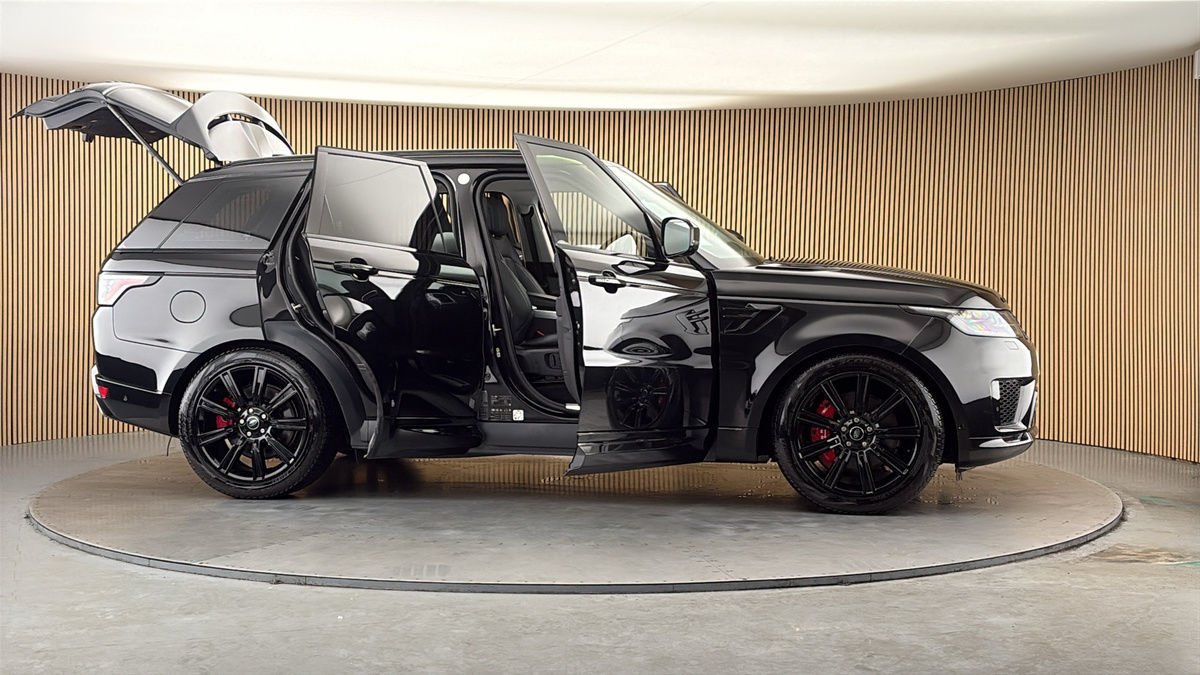 More views of Land Rover Range Rover Sport