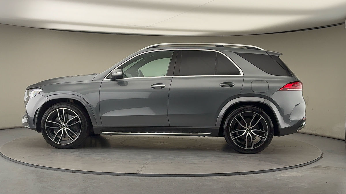 More views of Mercedes-Benz GLE