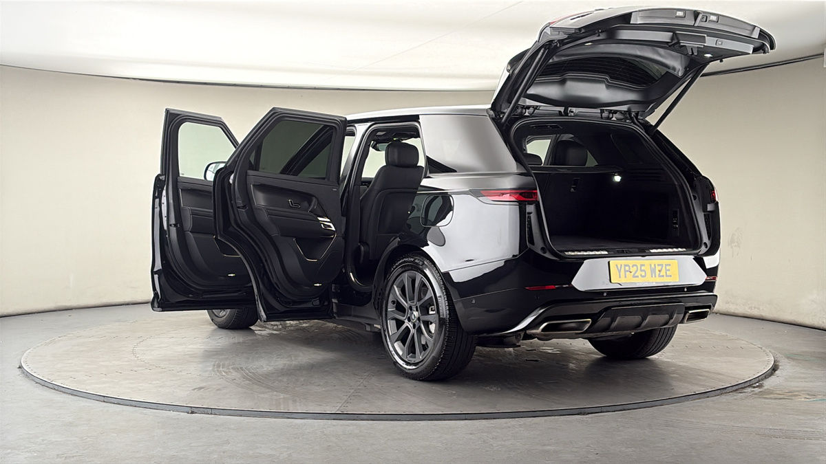 Land Rover Range Rover Sport Image 23